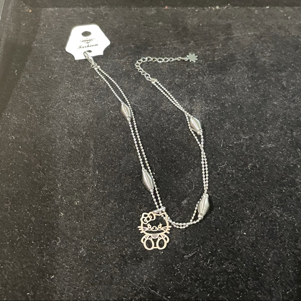 Women’s Hello Kitty ankle bracelet